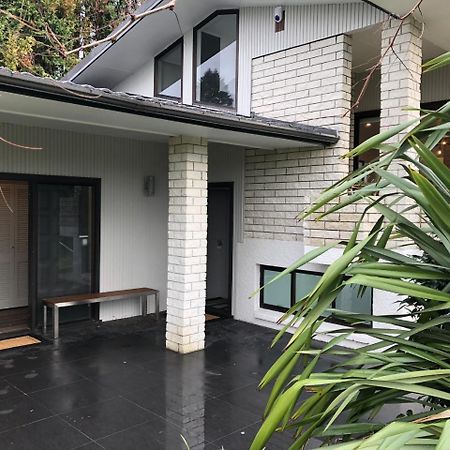 Luxury K-Lodge With Golf Course View-Rotorua Ngoại thất bức ảnh